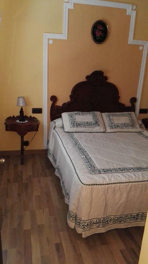 Casa Tiburcio Apartment Arenas de San Pedro Bagian luar foto