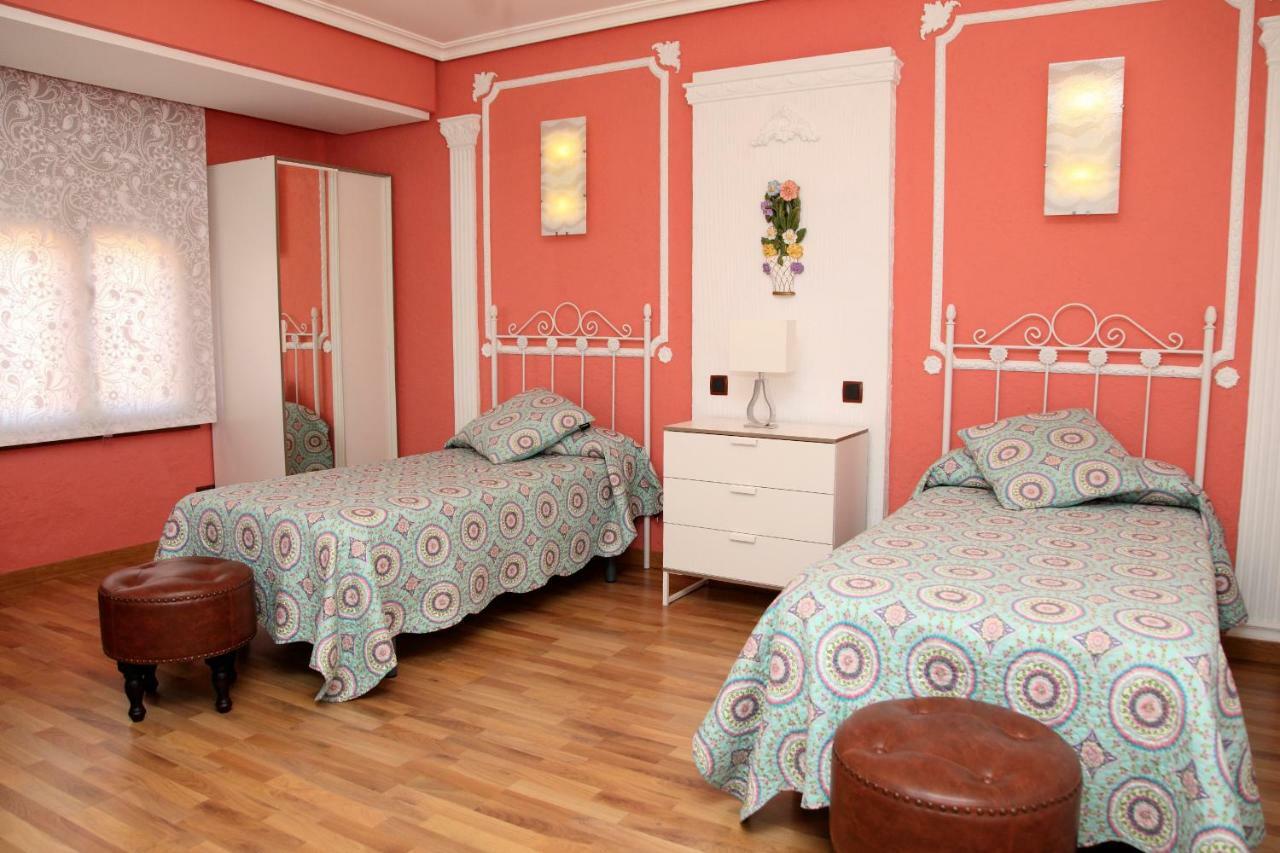 Casa Tiburcio Apartment Arenas de San Pedro Bagian luar foto